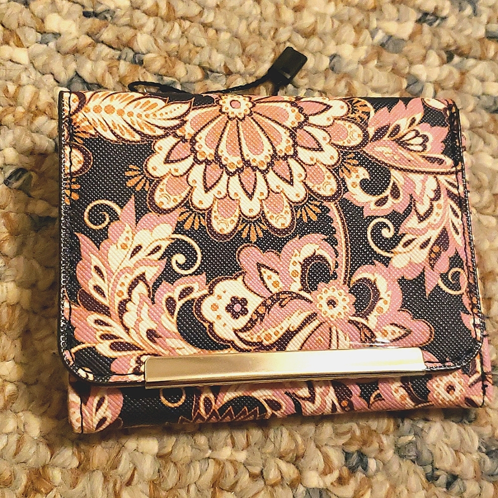 Tri-Fold Womens Wallet